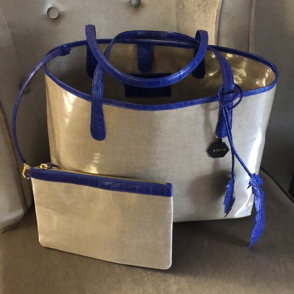 Nancy Gonzalez Erica medium leaf tote bag